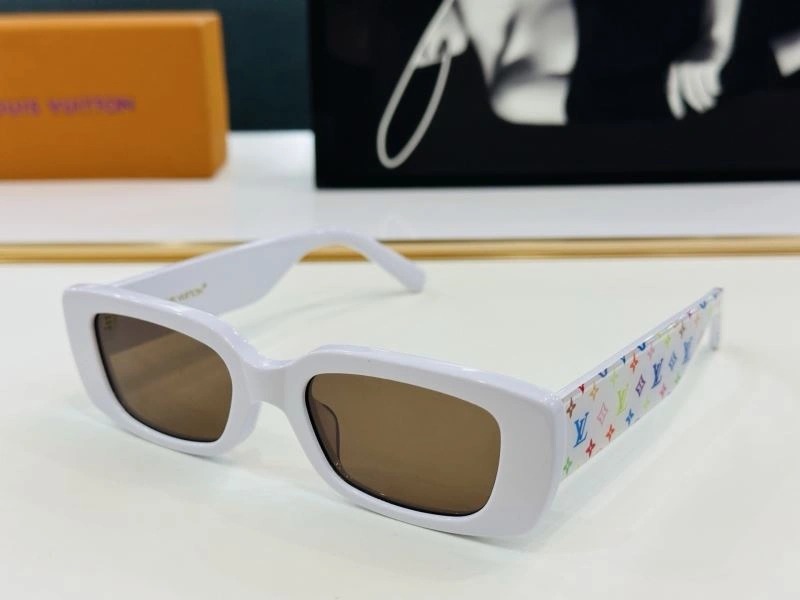 Louis Vuitton Sunglasses Refined 280975