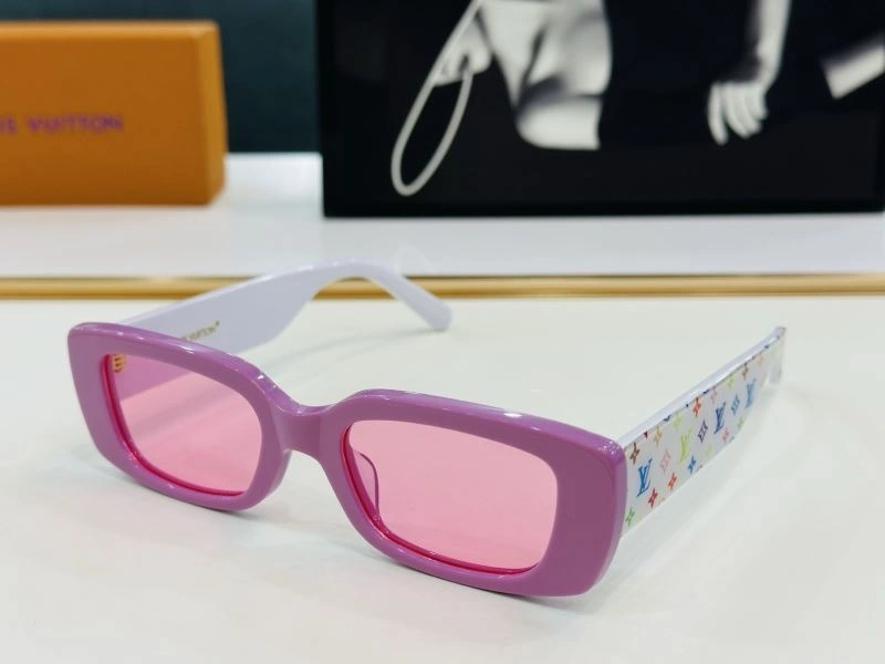Louis Vuitton Sunglasses Refined 280975