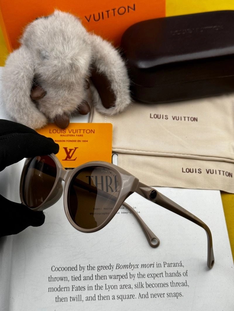 Louis Vuitton Sunglasses Affordable 281006
