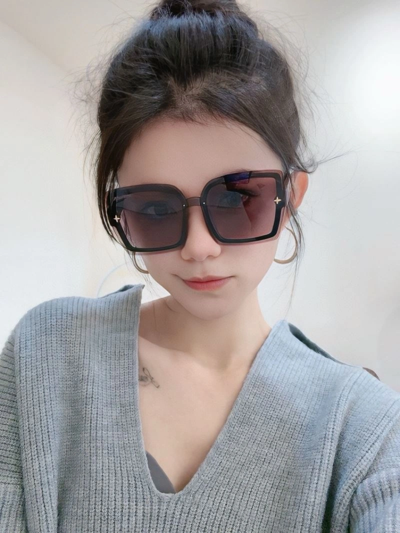 Louis Vuitton Sunglasses Trendsetting 280998