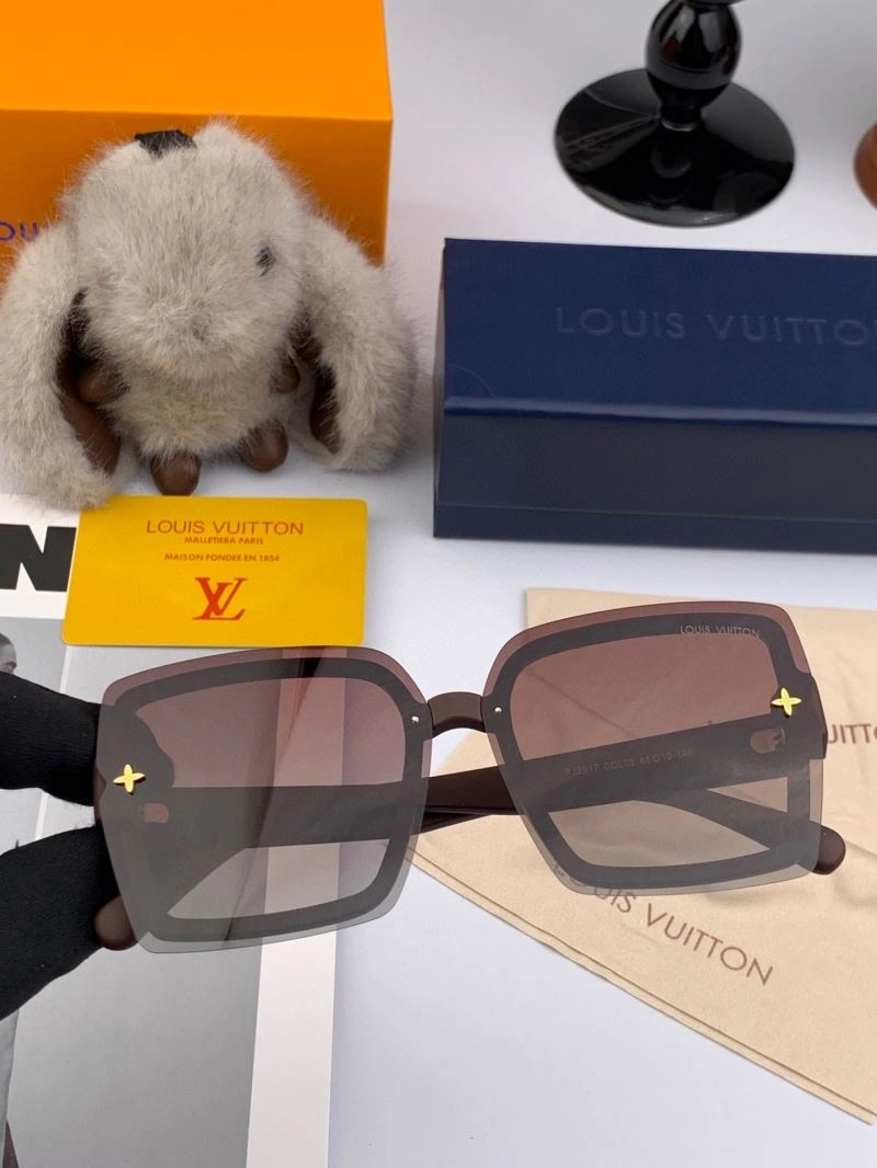 Louis Vuitton Sunglasses Trendsetting 280998