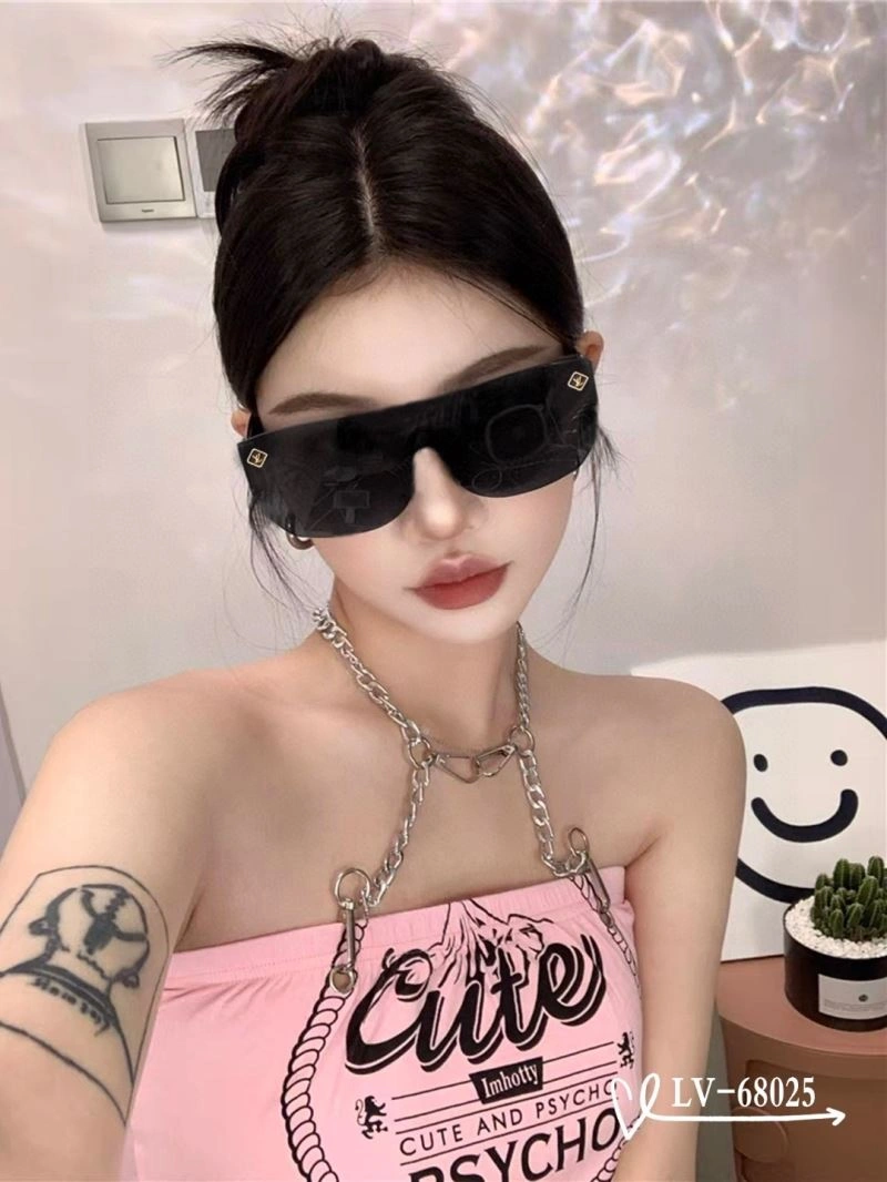 WellDesigned Louis Vuitton Sunglasses 281001