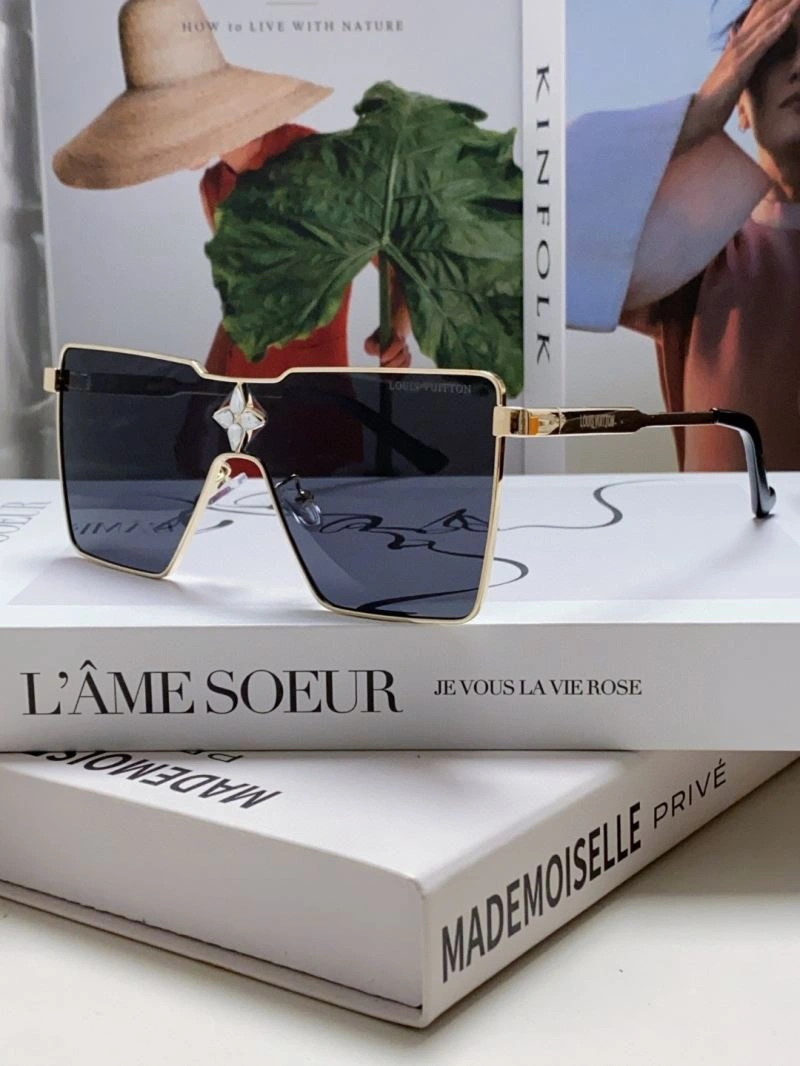 Louis Vuitton Sunglasses Bold 281005