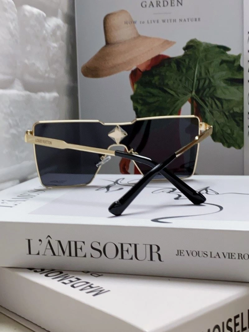 Louis Vuitton Sunglasses Bold 281005