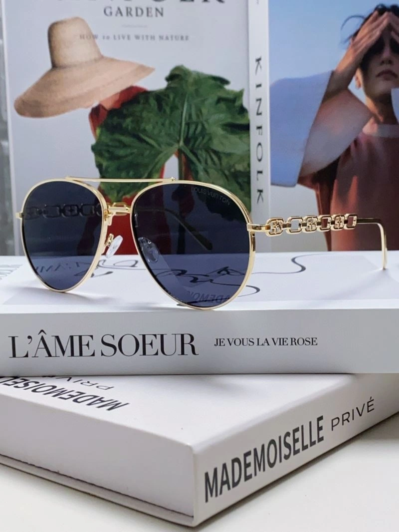 Resilient Louis Vuitton Sunglasses 280973