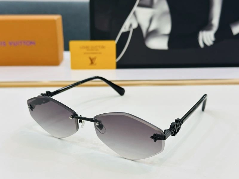 GoodFit Louis Vuitton Sunglasses 280971
