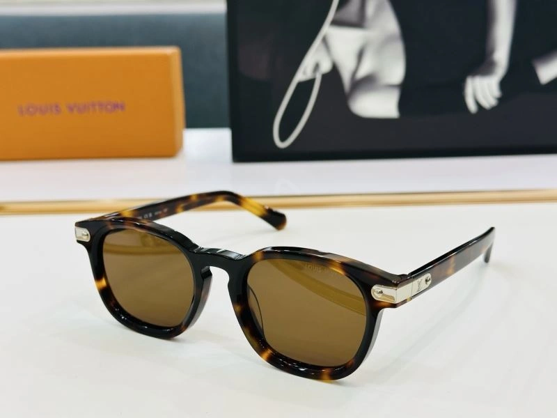 Louis Vuitton Sunglasses EasyMatch 280969