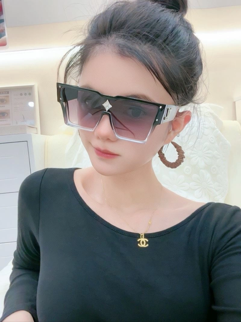 Louis Vuitton Sunglasses Efficient 280937