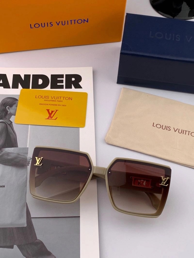 Louis Vuitton Sunglasses Durable 280957