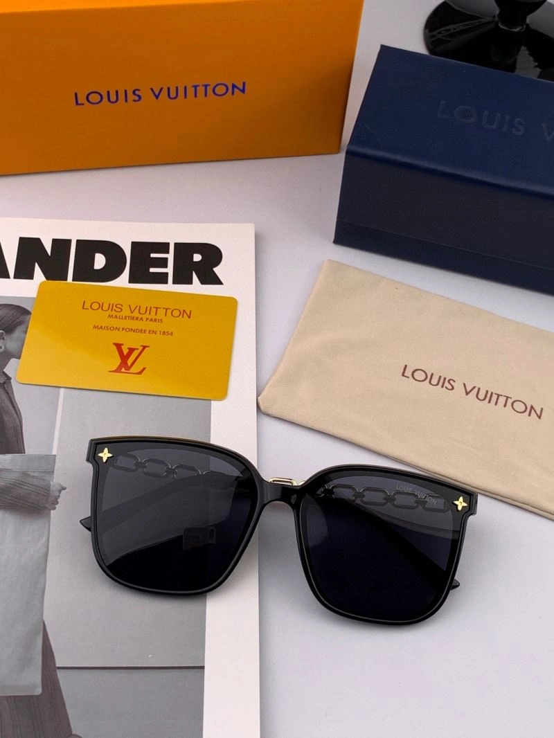SportInspired Louis Vuitton Sunglasses 280944