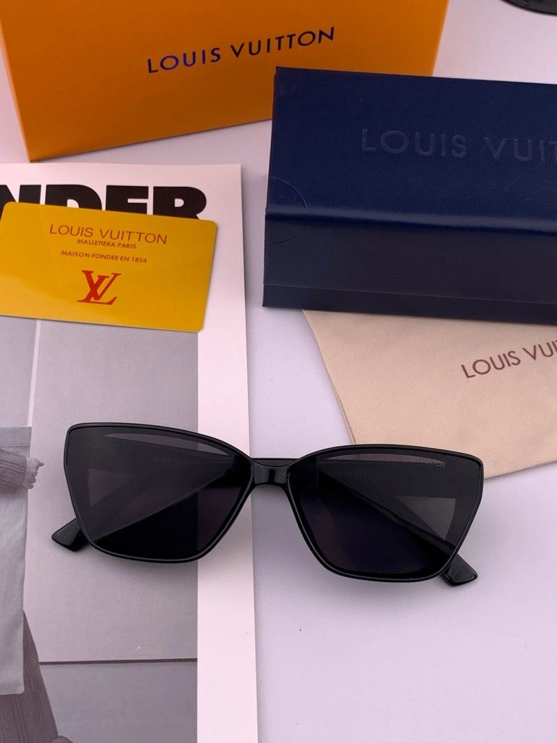 Louis Vuitton Sunglasses Minimalist 280966