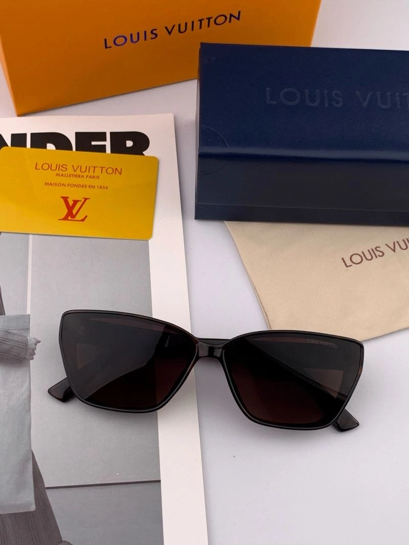 Louis Vuitton Sunglasses Minimalist 280966