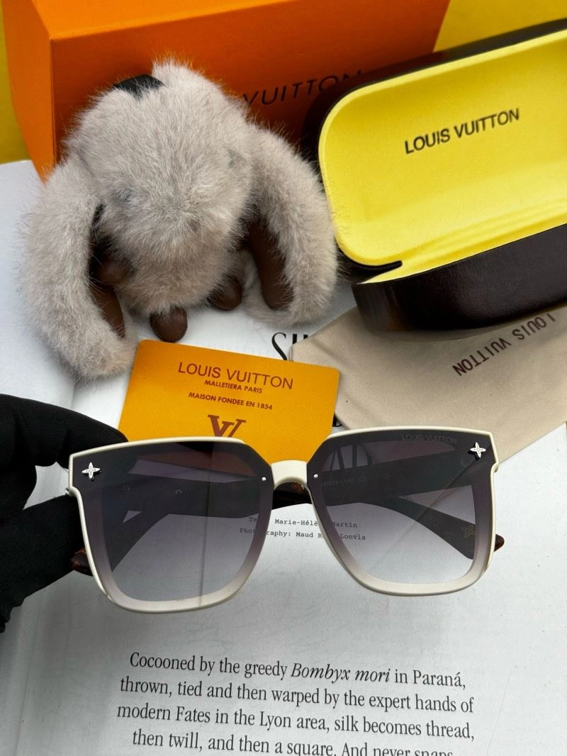 Louis Vuitton Sunglasses Bright 280963