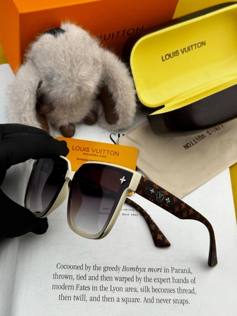 Louis Vuitton Sunglasses Bright 280963