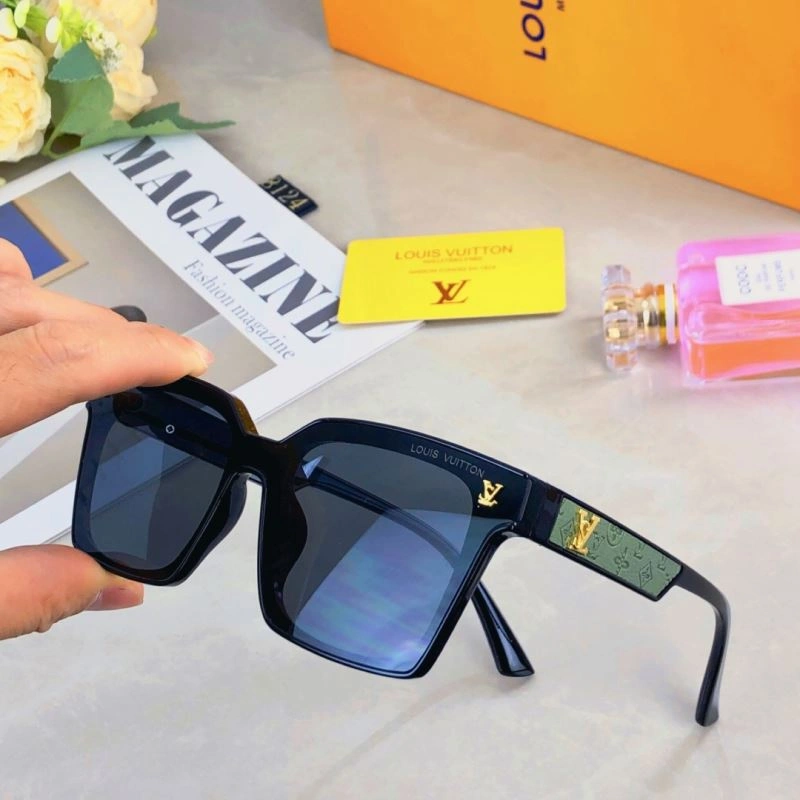 FreshLook Louis Vuitton Sunglasses 280955