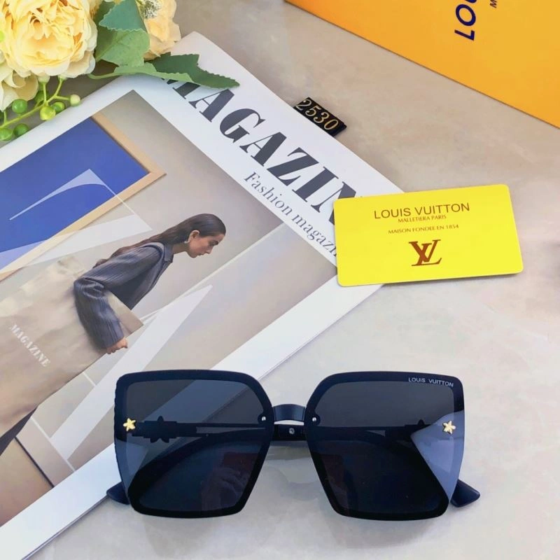 Louis Vuitton Sunglasses Durable 280956