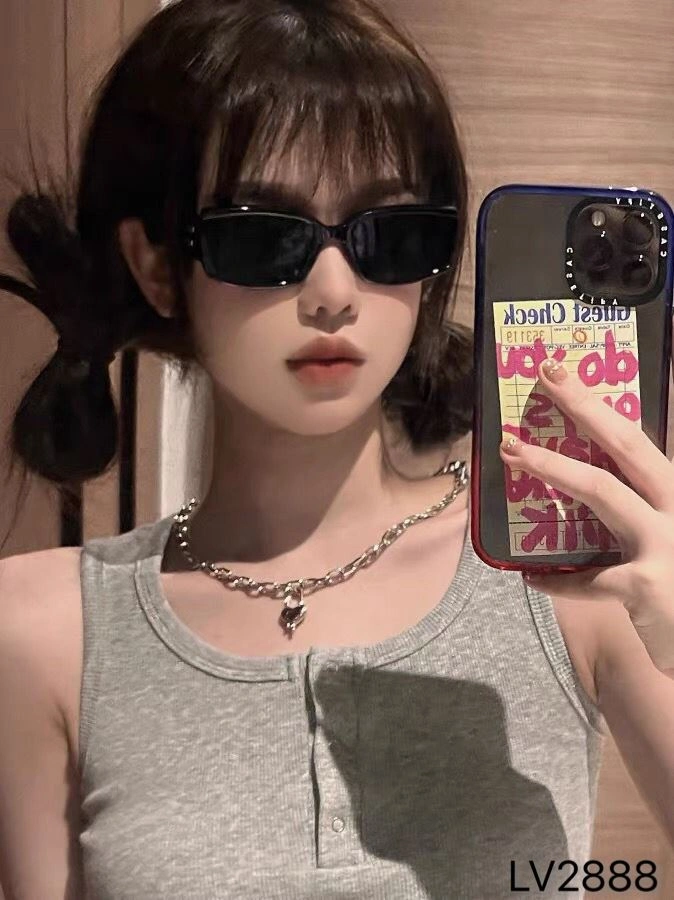 Casual Louis Vuitton Sunglasses 280960