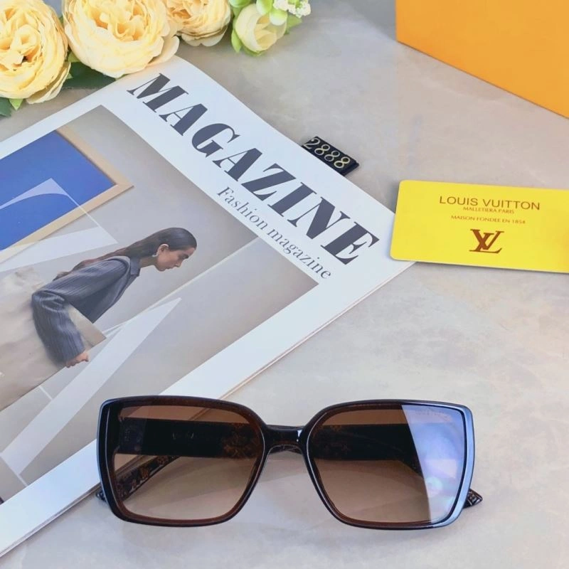Casual Louis Vuitton Sunglasses 280960