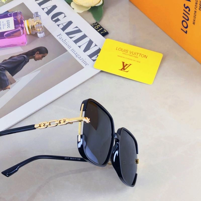 Louis Vuitton Sunglasses DailyWear 280949