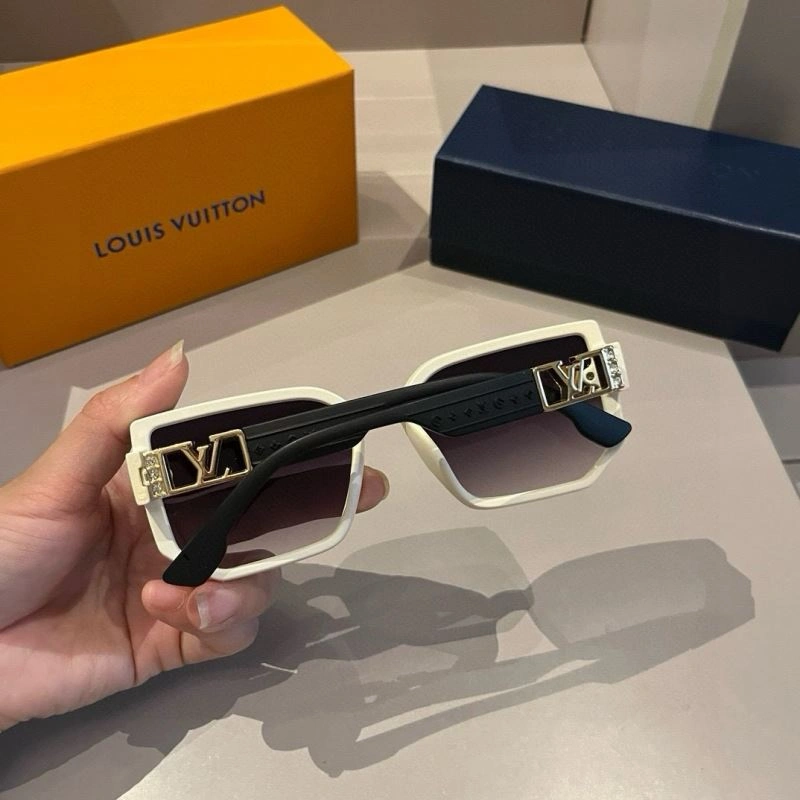 Louis Vuitton Sunglasses Comfortable 280935