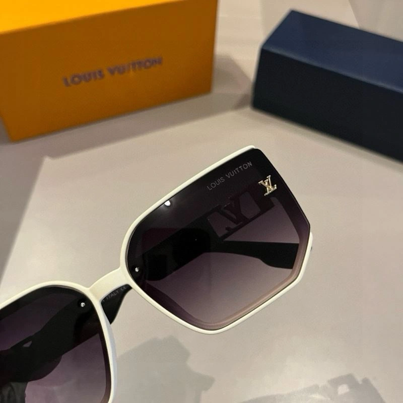 Louis Vuitton Sunglasses Comfortable 280935