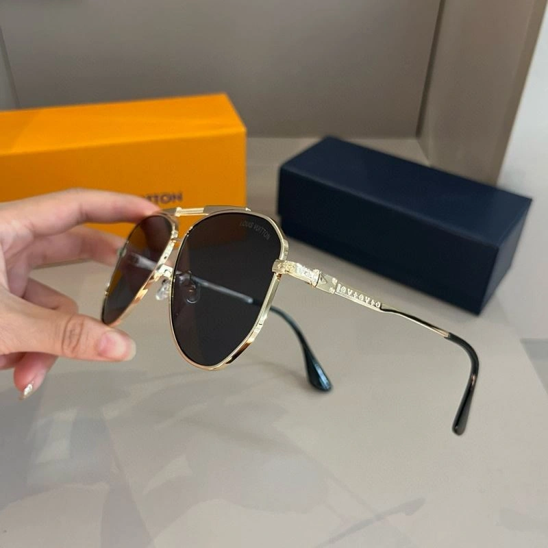 Louis Vuitton Sunglasses Premium 280947