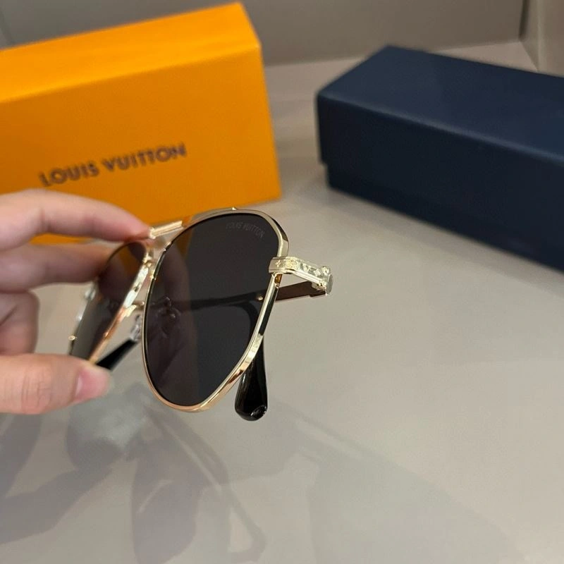 Louis Vuitton Sunglasses Premium 280947