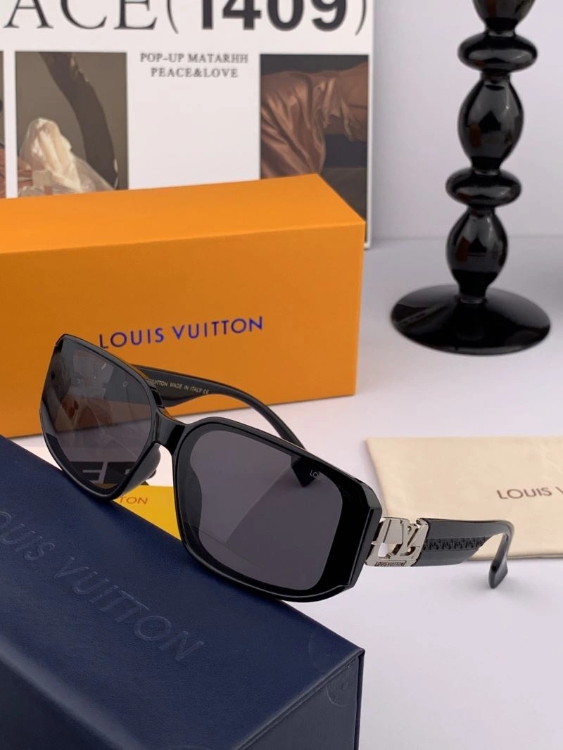 Sophisticated Louis Vuitton Sunglasses 280951
