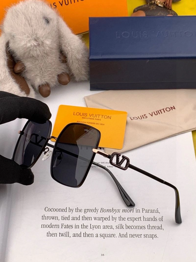 Louis Vuitton Sunglasses SportInspired 280931