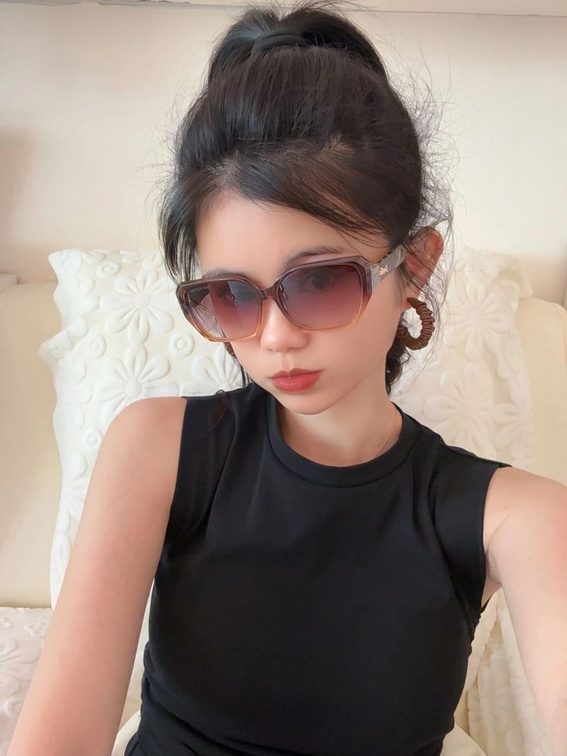 Louis Vuitton Sunglasses TimelessDesign 280929