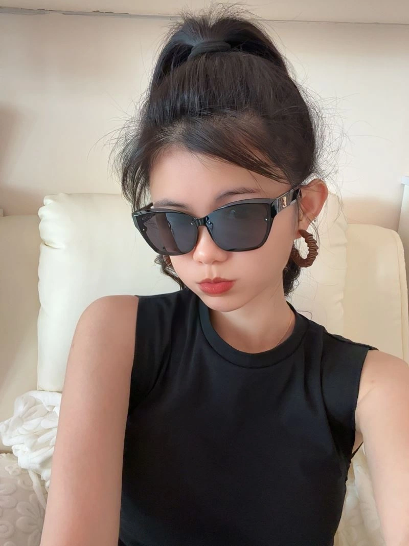 Louis Vuitton Sunglasses TimelessDesign 280929