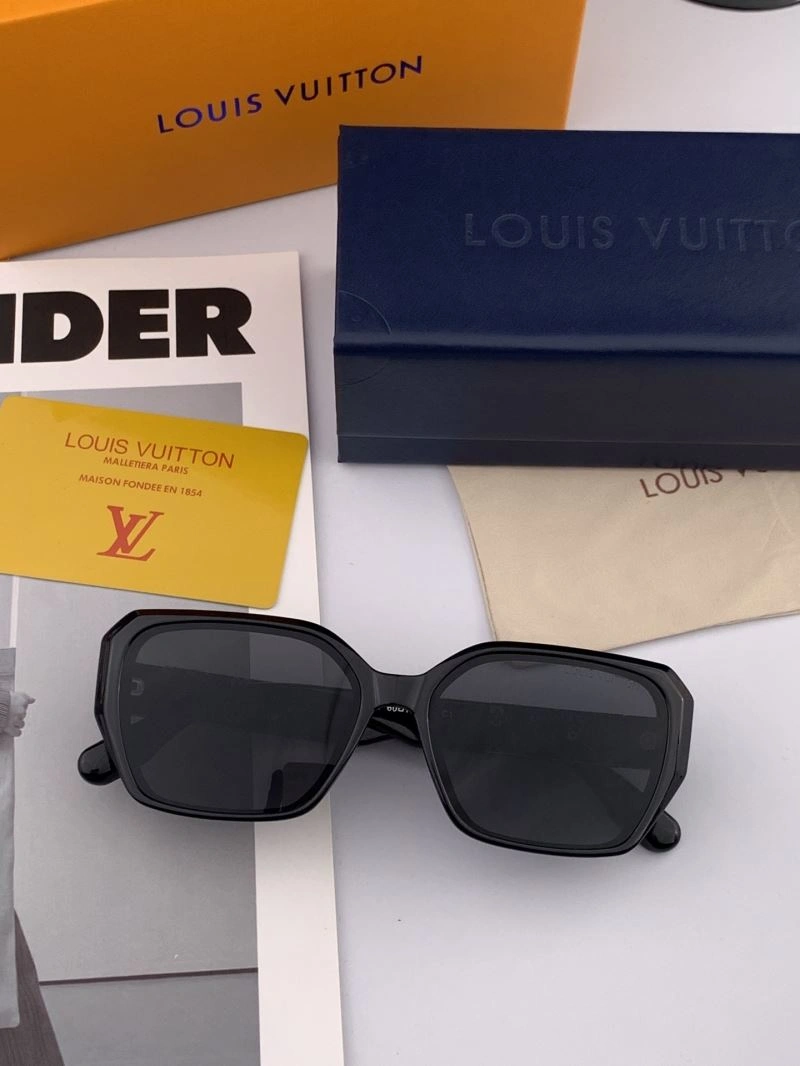 Louis Vuitton Sunglasses TimelessDesign 280929