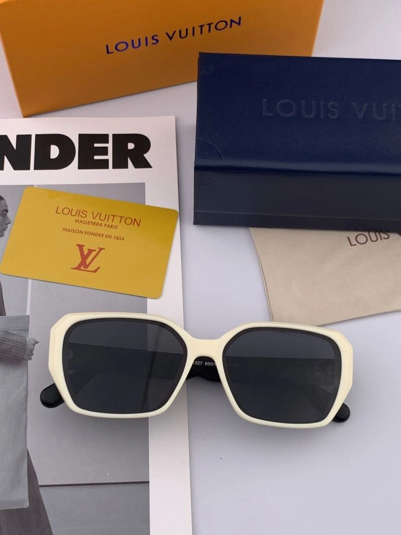 Louis Vuitton Sunglasses TimelessDesign 280929