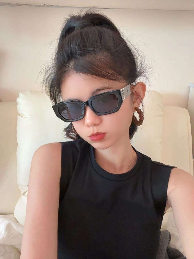 Louis Vuitton Sunglasses Breathable 280913