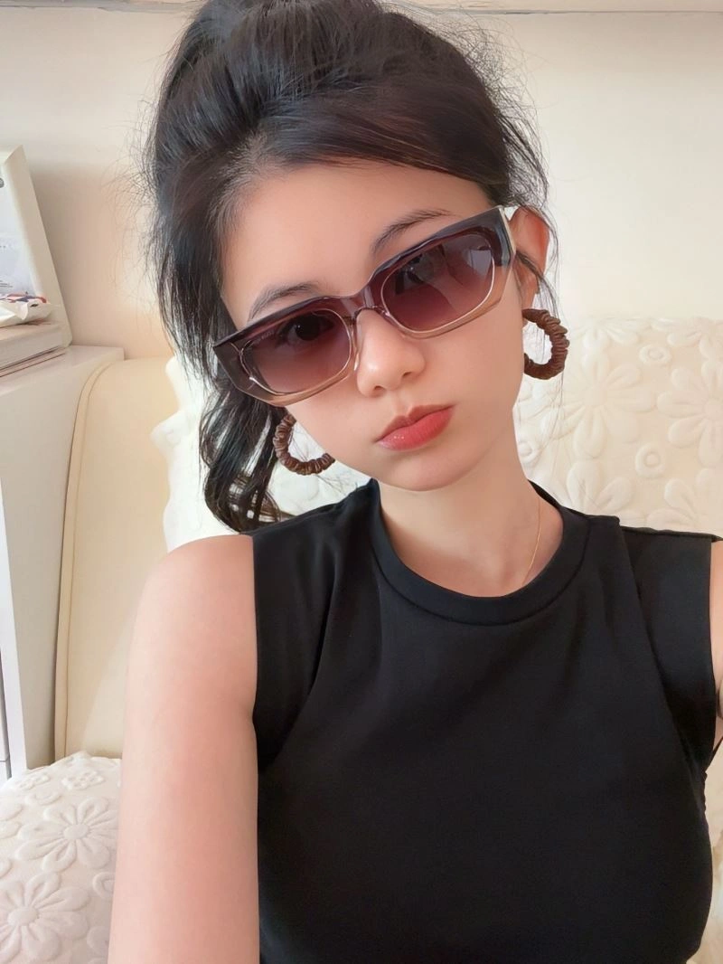 Louis Vuitton Sunglasses Breathable 280913