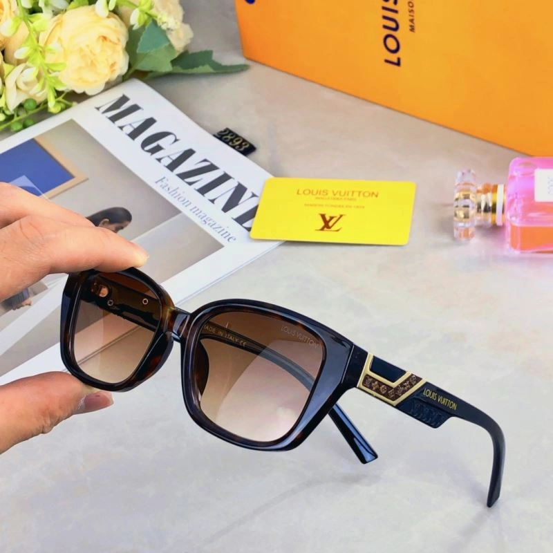 Elegant Louis Vuitton Sunglasses 280901