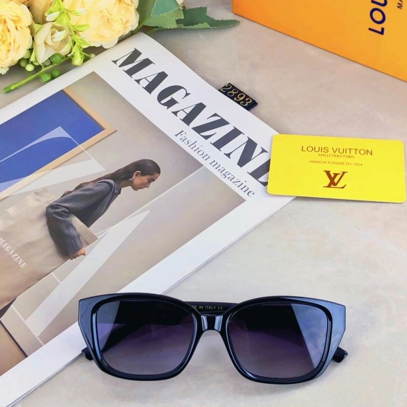 Elegant Louis Vuitton Sunglasses 280901