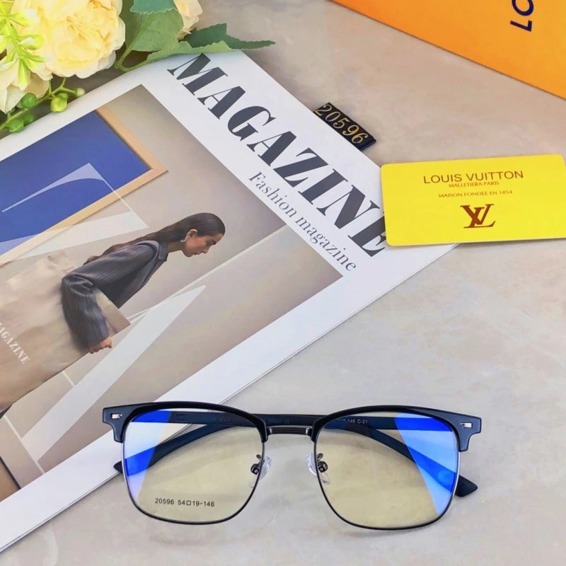 Louis Vuitton Sunglasses Versatile 280925