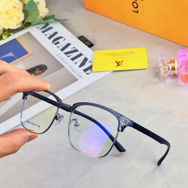 Louis Vuitton Sunglasses Versatile 280925
