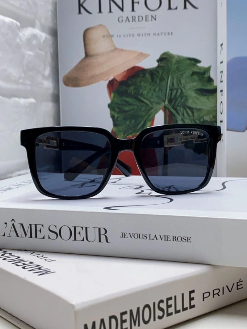 Trendy Louis Vuitton Sunglasses 280900