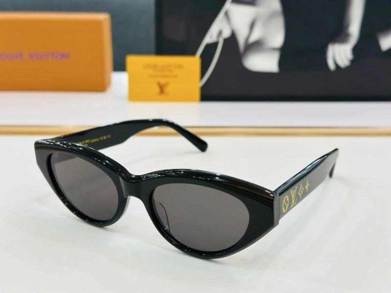 Louis Vuitton Sunglasses WaterResistant 280926