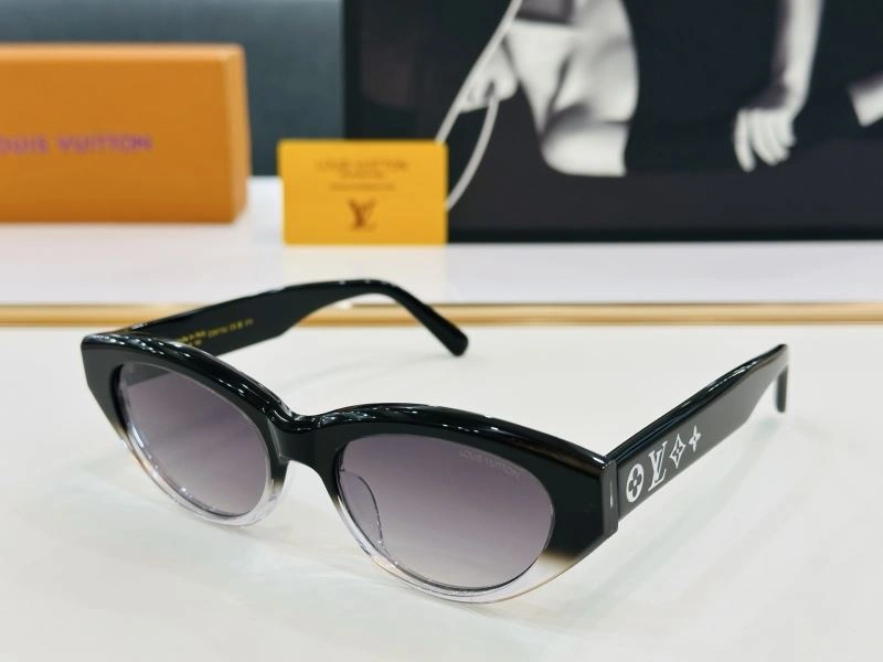 Louis Vuitton Sunglasses WaterResistant 280926