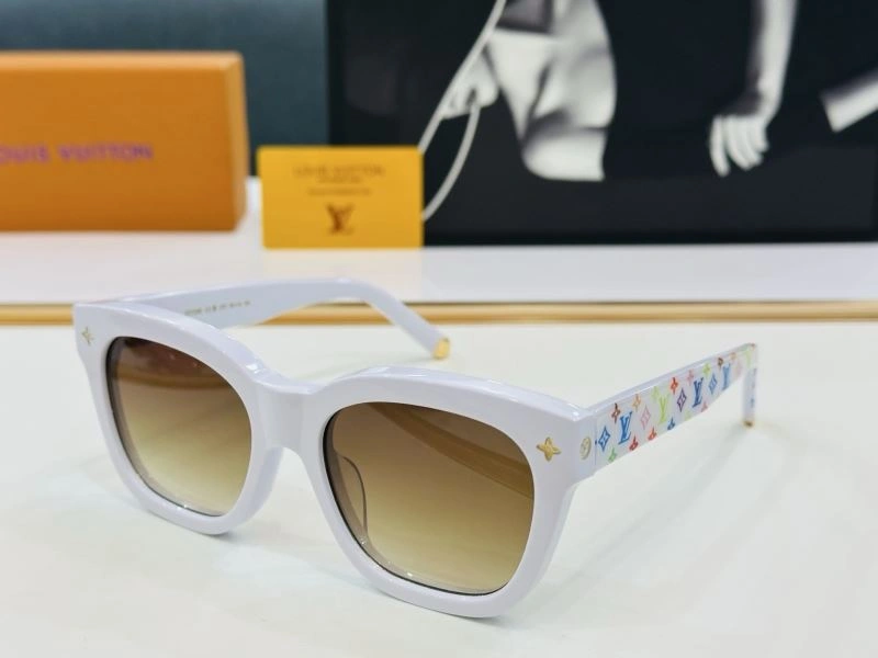 Affordable Louis Vuitton Sunglasses 280904