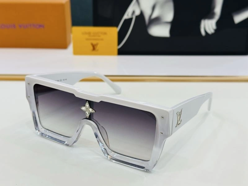 Louis Vuitton Sunglasses Supportive 280923