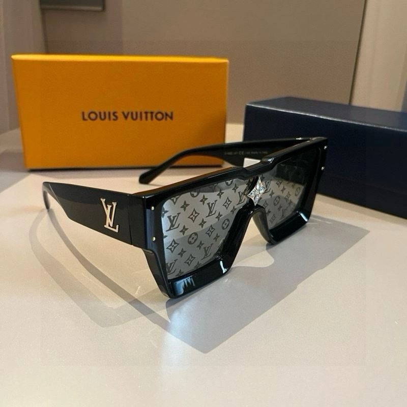 Louis Vuitton Sunglasses TravelReady 280906