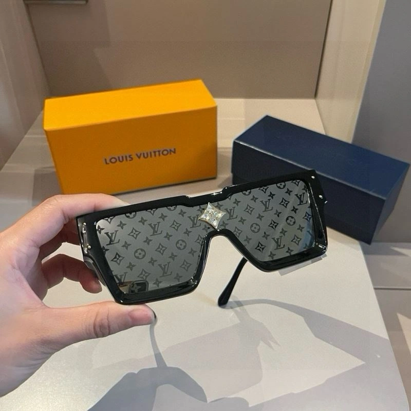 Louis Vuitton Sunglasses TravelReady 280906