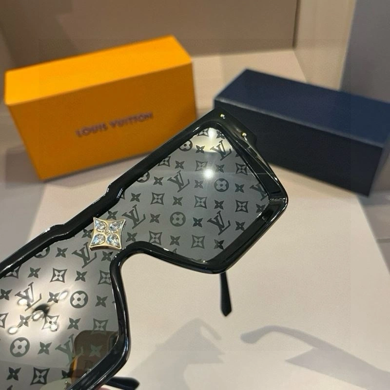 Louis Vuitton Sunglasses TravelReady 280906