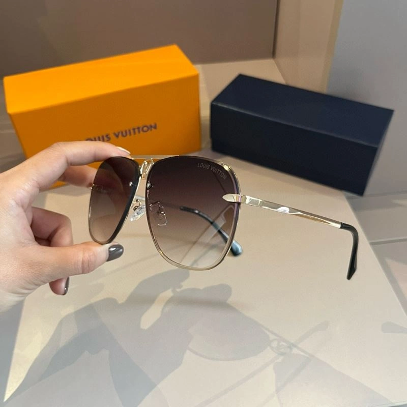 Louis Vuitton Sunglasses FashionForward 280899