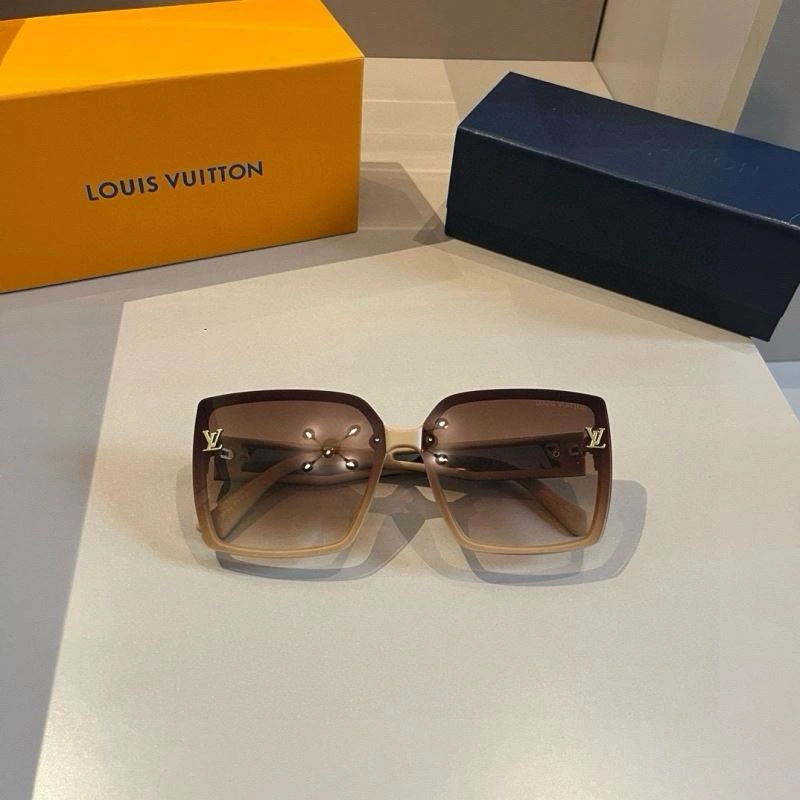 Louis Vuitton Sunglasses Stylish 280896