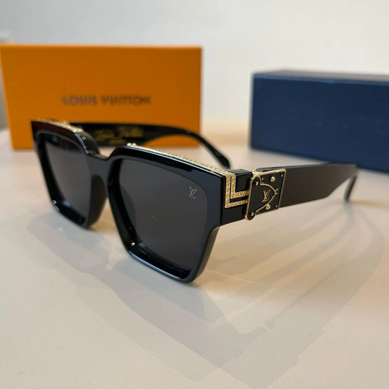 Louis Vuitton Sunglasses Casual 280890
